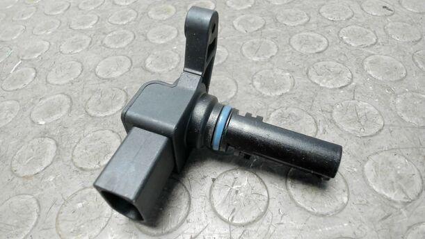 Foto: KRAFTSTOFFERWÄRMER / HEIZELEMENT eines Mercedes-Benz C 200 CDI DPF GLS