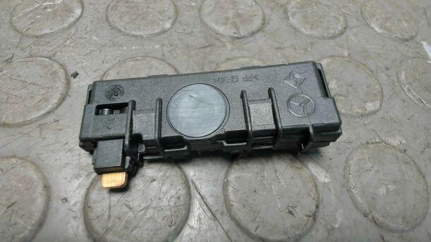 Foto: SENSOR FEUCHTIGKEIT / TEMPERATUR eines Mercedes-Benz C 200 CDI DPF GLS