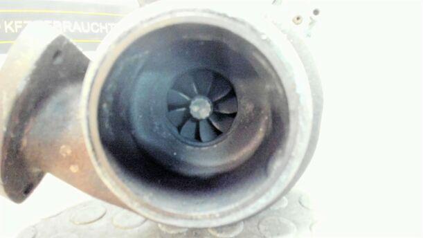 Foto: TURBOLADER eines Mercedes-Benz C 200 CDI DPF GLS