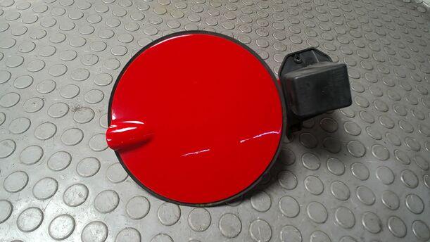 Foto: TANKKLAPPE/ TANKDECKEL eines Opel Corsa 1.4 16V GLS