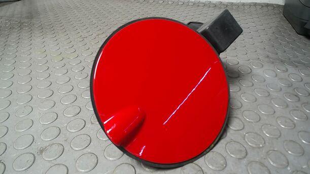 Foto: TANKKLAPPE/ TANKDECKEL eines Opel Corsa 1.4 16V GLS