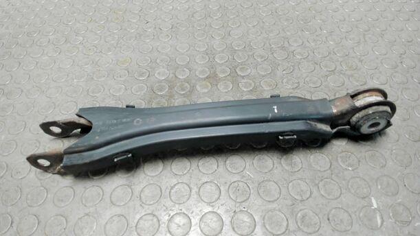 Foto: QUERLENKER UNTEN VORNE LINKS eines Mercedes-Benz C 200 CDI DPF GLS