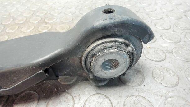 Foto: QUERLENKER UNTEN VORNE LINKS eines Mercedes-Benz C 200 CDI DPF GLS