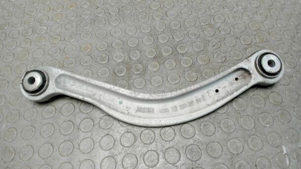 Foto: QUERLENKER OBEN HINTEN LINKS eines Mercedes-Benz C 200 CDI DPF GLS