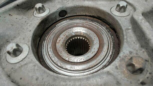 Foto: ACHSSCHENKEL HINTEN LINKS eines Mercedes-Benz C 200 CDI DPF GLS