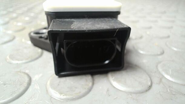Foto: QUERBESCHLEUNIGUNGSSENSOR / DREHRATENSENSOR eines Opel Corsa 1.4 16V