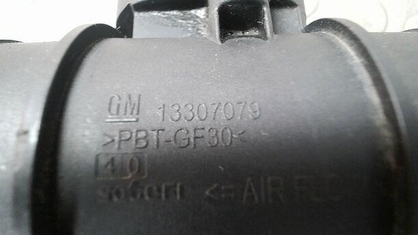 Foto: LUFTMASSENMESSER eines Opel Corsa 1.4 16V