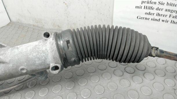Foto: SERVOLENKUNG eines Mercedes-Benz C 200 CDI DPF