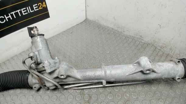 Foto: SERVOLENKUNG eines Mercedes-Benz C 200 CDI DPF