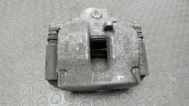 Foto: BREMSSATTEL VORNE LINKS eines Mercedes-Benz C 200 CDI DPF