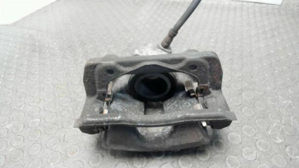 Foto: BREMSSATTEL VORNE LINKS eines Mercedes-Benz C 200 CDI DPF