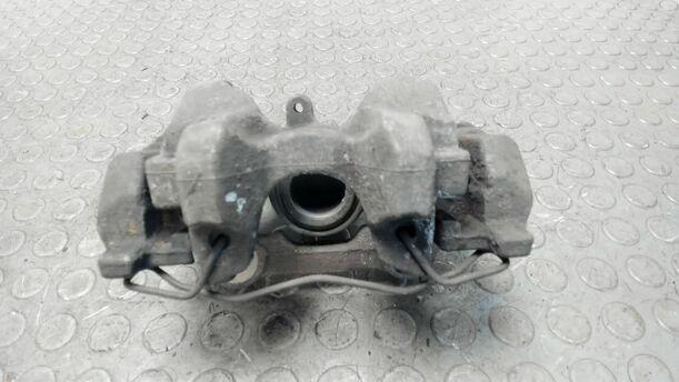 Foto: BREMSSATTEL HINTEN LINKS eines Mercedes-Benz C 200 CDI DPF