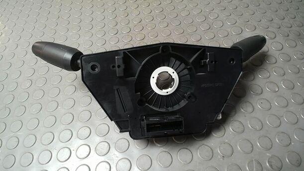 Foto: KOMBISCHALTER/ LENKSTOCKSCHALTER eines Opel Corsa 1.4 16V