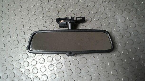 Foto: INNENSPIEGEL AUTOMATISCH ABBLENDBAR eines Opel Corsa 1.4 16V