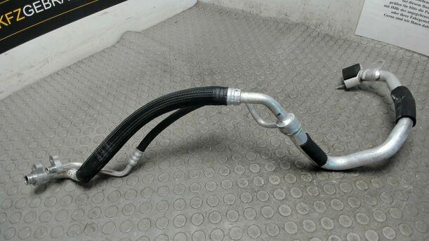 Foto: KLIMALEITUNG / KLIMASCHLAUCH eines Mercedes-Benz C 200 CDI DPF