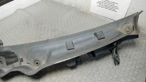 Foto: WINDLAUF / REGENABLAUF eines Mercedes-Benz C 200 CDI DPF