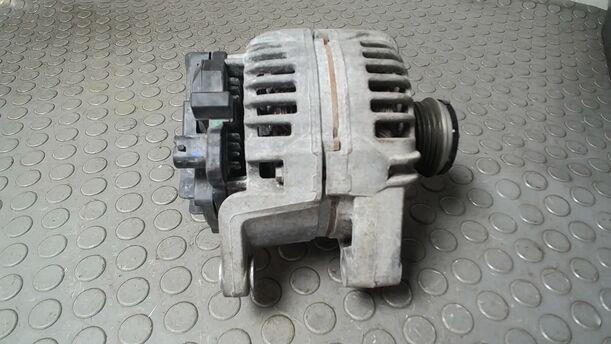 Foto: LICHTMASCHINE ( 120 A ) eines Opel Corsa 1.4 16V