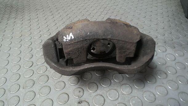 Foto: BREMSSATTEL VORN RECHTS ( BOSCH ) eines Opel Corsa 1.4 16V Cup