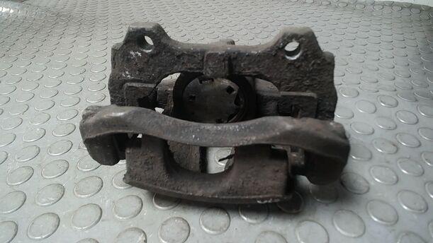 Foto: BREMSSATTEL VORN RECHTS ( BOSCH ) eines Opel Corsa 1.4 16V Cup