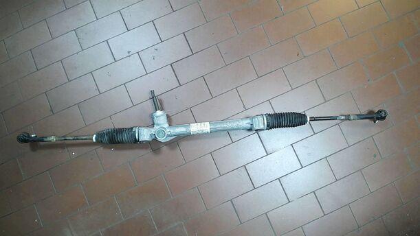 Foto: LENKUNG/ LENKGETRIEBE ( TRW ) eines Opel Corsa 1.4 16V Cup