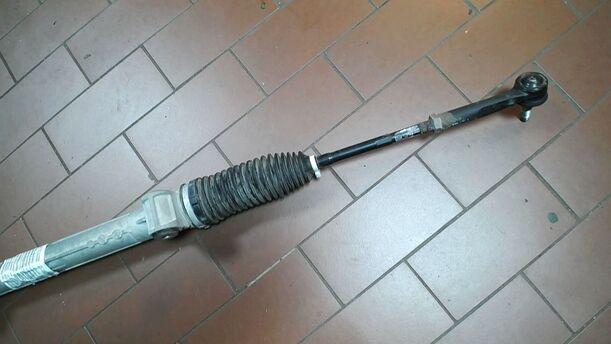 Foto: LENKUNG/ LENKGETRIEBE ( TRW ) eines Opel Corsa 1.4 16V Cup