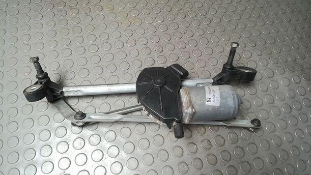 Foto: SCHEIBENWISCHERMOTOR VORN eines Opel Corsa 1.4 16V Cup