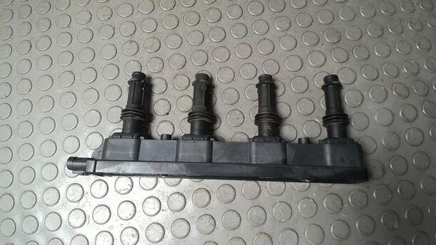 Foto: ZÜNDSPULE eines Opel Corsa 1.4 16V Cup