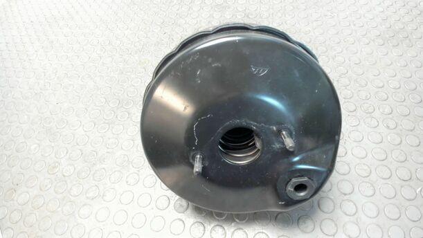 Foto: BREMSKRAFTVERSTÄRKER eines Mercedes-Benz C 200 CDI DPF Cup