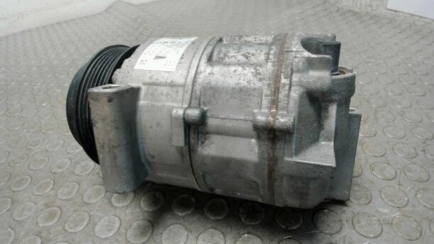Foto: KLIMAKOMPRESSOR eines Mercedes-Benz C 200 CDI DPF Cup