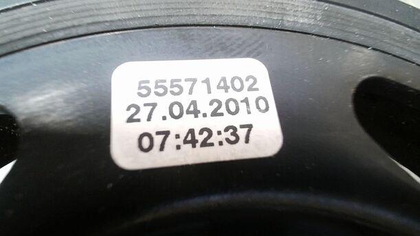 Foto: RIEMENSCHEIBE KURBELWELLE eines Opel Corsa 1.4 16V Cup