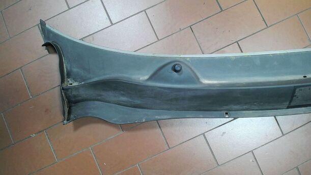 Foto: WINDLAUF/ WASSERABWEISER eines Opel Corsa 1.4 16V Cup