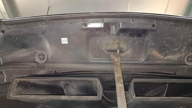 Foto: MOTORHAUBE eines Hyundai Santa Fe 2.2 CRDi 4WD Cup