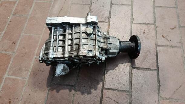 Foto: VERTEILERGETRIEBE eines Hyundai Santa Fe 2.2 CRDi 4WD Cup