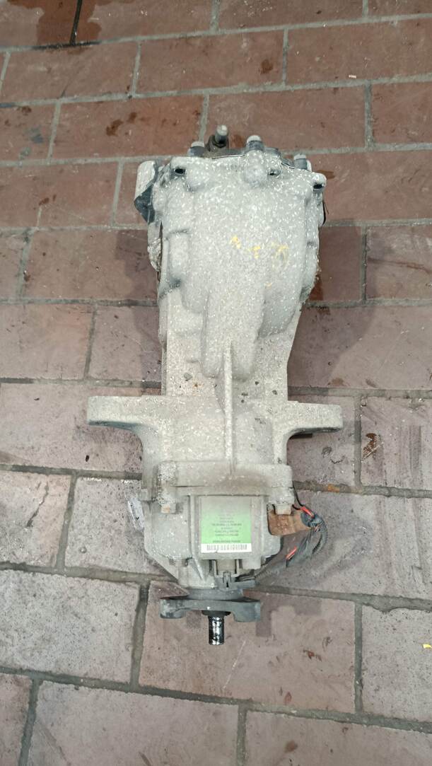 Foto: HINTERACHSGETRIEBE / DIFFERENTIAL eines Hyundai Santa Fe 2.2 CRDi 4WD Cup