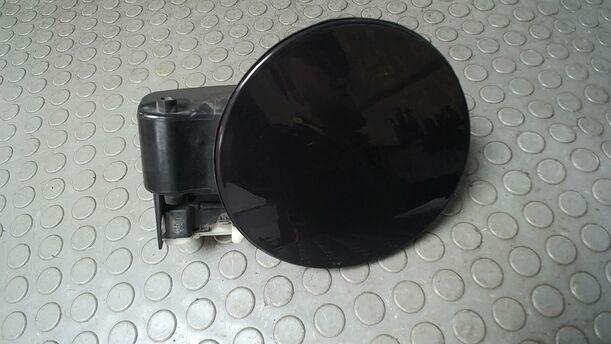Foto: TANKKLAPPE/ TANKDECKEL ( SPORTS TOURER ) eines Opel Insignia 2.0 CDTI Sports Tourer Cup
