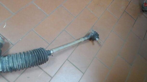 Foto: SERVOLENKUNG HYDRAULISCH eines Mazda Demio 1.4 Cup