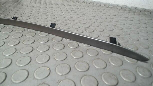 Foto: BLENDE ARMATURENTAFEL OBEN RECHTS eines Opel Insignia 2.0 CDTI Sports Tourer CL