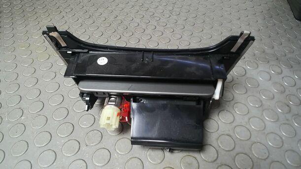 Foto: ASCHENBECHER eines Opel Insignia 2.0 CDTI Sports Tourer CL