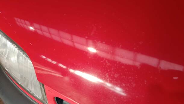 Foto: MOTORHAUBE(VOR FACELIFT) eines Nissan Micra 1.0 CL