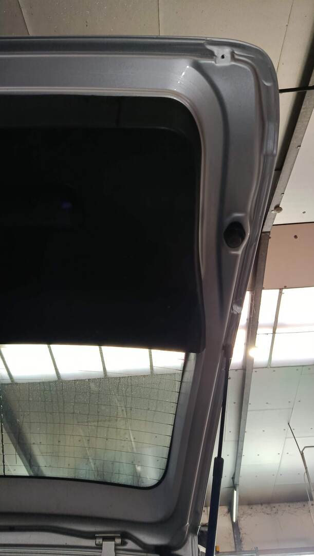 Foto: HECKKLAPPE / HECKDECKEL eines Opel Meriva 1.6 16V