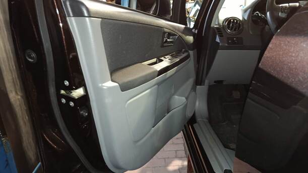 Foto: TÜR VORN LINKS eines Suzuki SX4 1.6 VVT