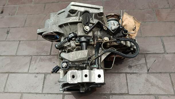 Foto: SCHALTGETRIEBE 5-GANG EUH eines VW Golf Variant 1.9 TDI