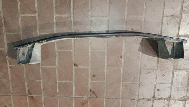 Foto: VERSTÄRKUNG HINTEN eines Suzuki SX4 1.6 VVT
