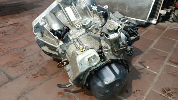 Foto: SCHALTGETRIEBE 5 GANG eines Suzuki SX4 1.6 VVT