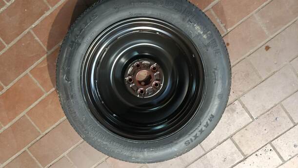 Foto: NOTRAD eines Suzuki SX4 1.6 VVT