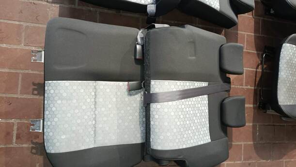 Foto: SITZE/ RÜCKBANK KOMPLETT eines Suzuki SX4 1.6 VVT