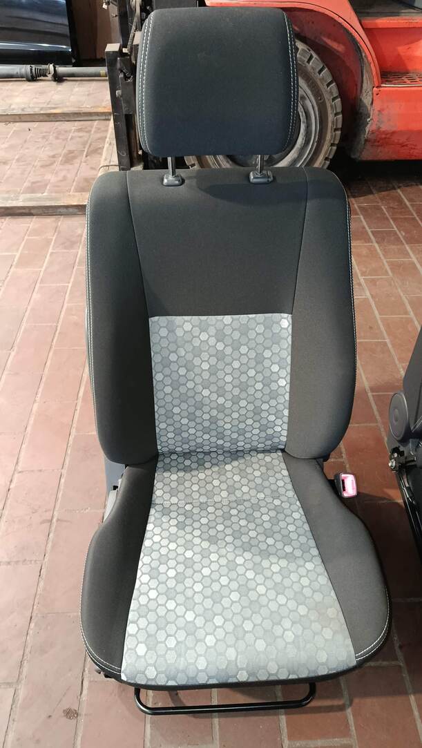 Foto: SITZE/ RÜCKBANK KOMPLETT eines Suzuki SX4 1.6 VVT