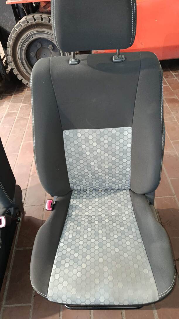 Foto: SITZE/ RÜCKBANK KOMPLETT eines Suzuki SX4 1.6 VVT
