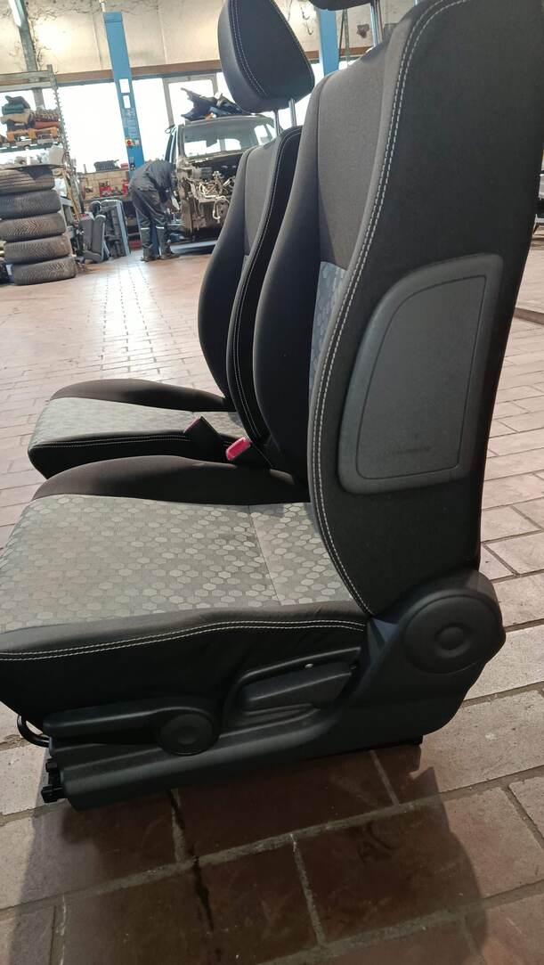 Foto: SITZE/ RÜCKBANK KOMPLETT eines Suzuki SX4 1.6 VVT