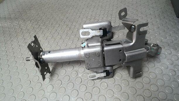 Foto: LENKSÄULE/ LENKSPINDEL eines Suzuki SX4 1.6 VVT